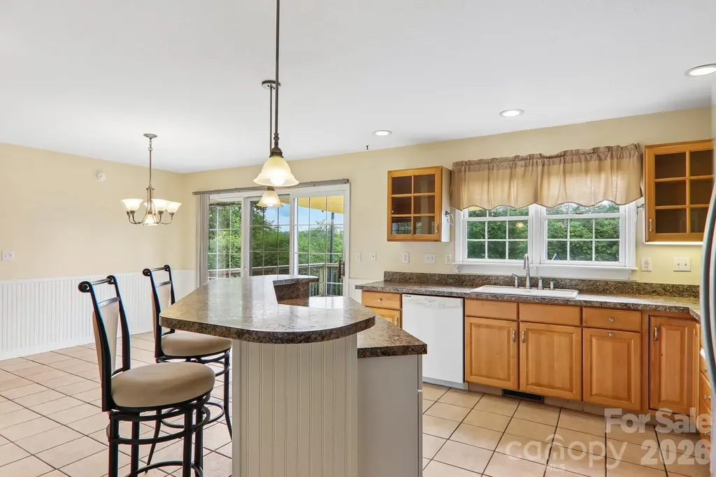 20 Amber Drive Horse Shoe NC 28742