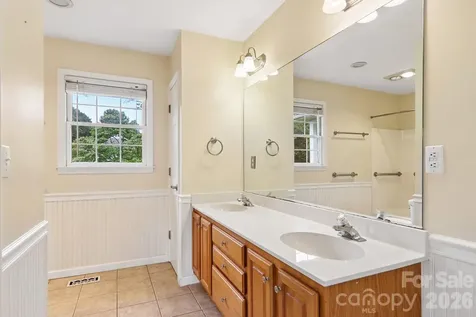 20 Amber Drive Horse Shoe NC 28742