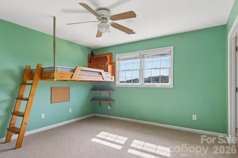 20 Amber Drive Horse Shoe NC 28742