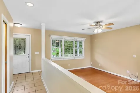 20 Amber Drive Horse Shoe NC 28742