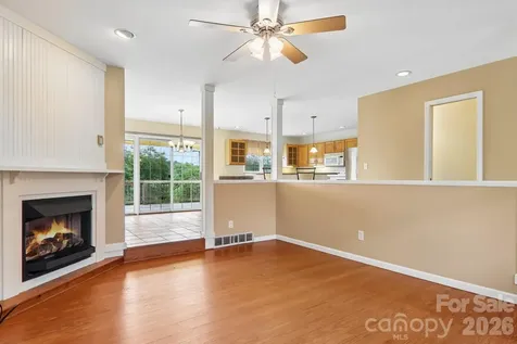 20 Amber Drive Horse Shoe NC 28742