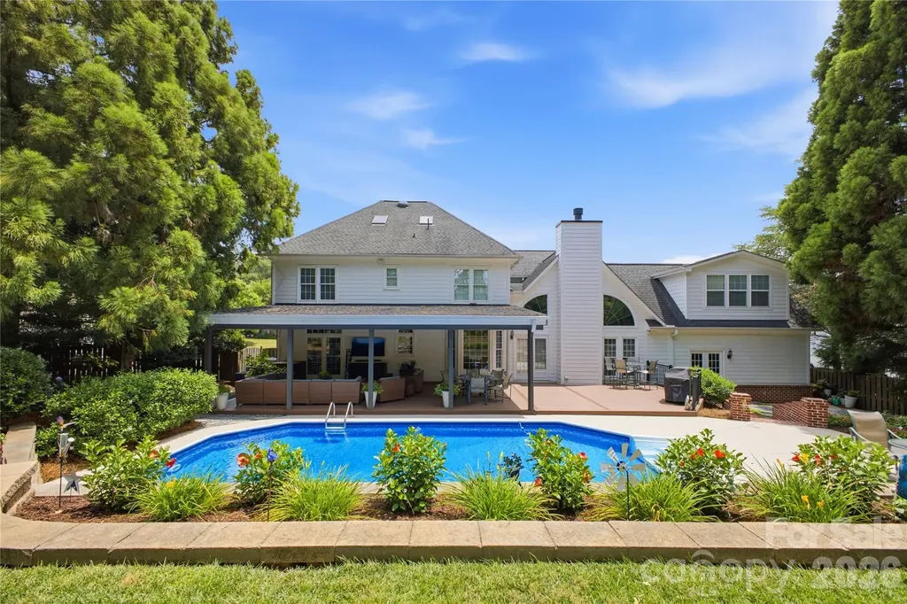 3425 Savannah Hills Drive Matthews NC 28105