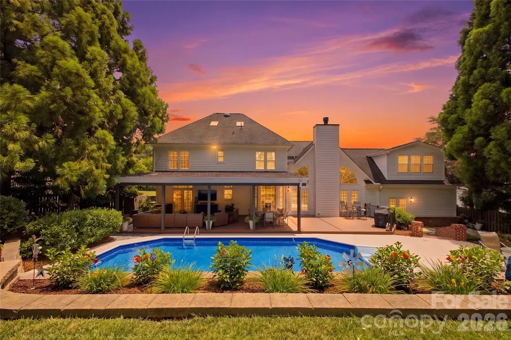 3425 Savannah Hills Drive Matthews NC 28105