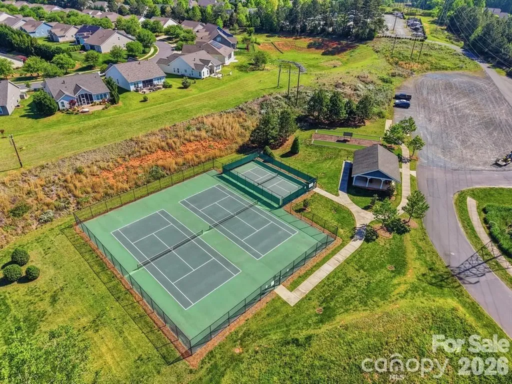 8621 Sequoia Grove Lane Charlotte NC 28214