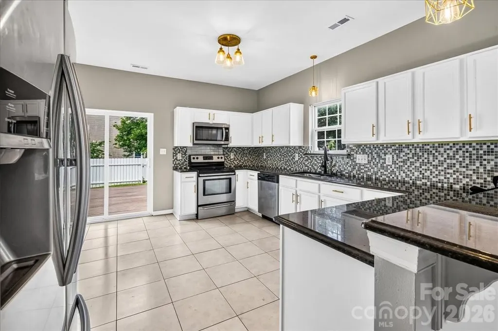 6410 Castlewynd Court Charlotte NC 28212
