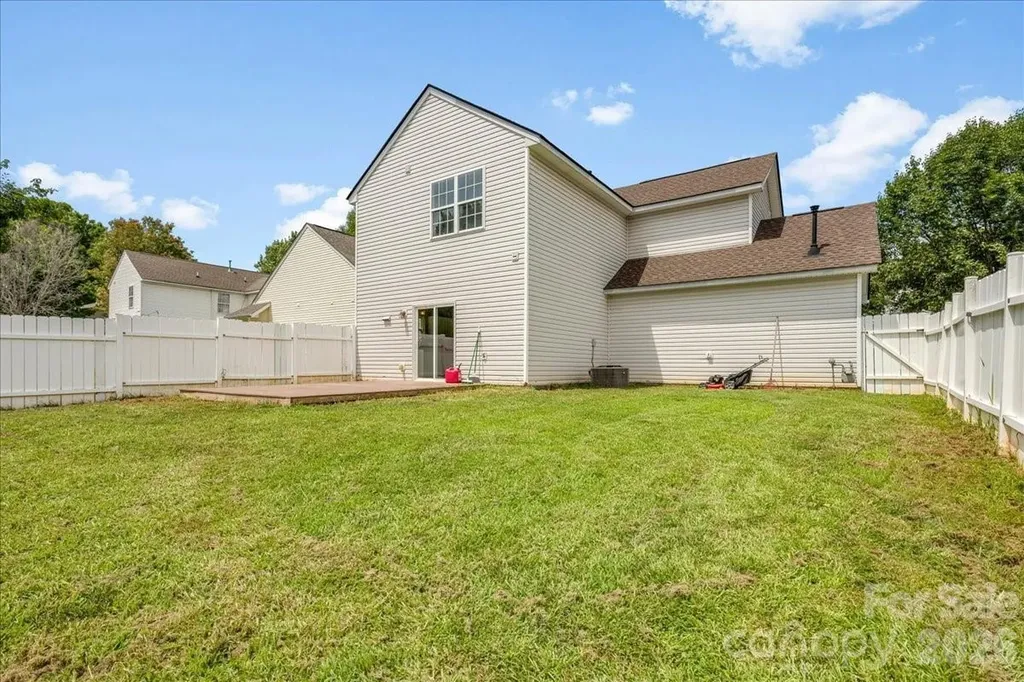 6410 Castlewynd Court Charlotte NC 28212