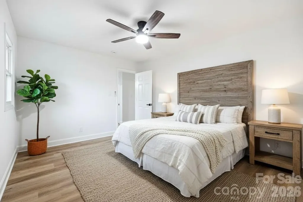 1453 Grovewood Drive Charlotte NC 28208