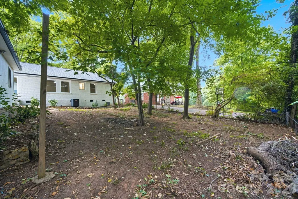 1453 Grovewood Drive Charlotte NC 28208