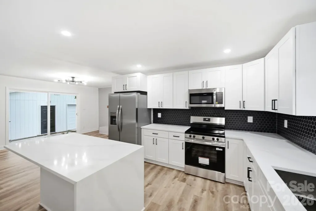 1453 Grovewood Drive Charlotte NC 28208