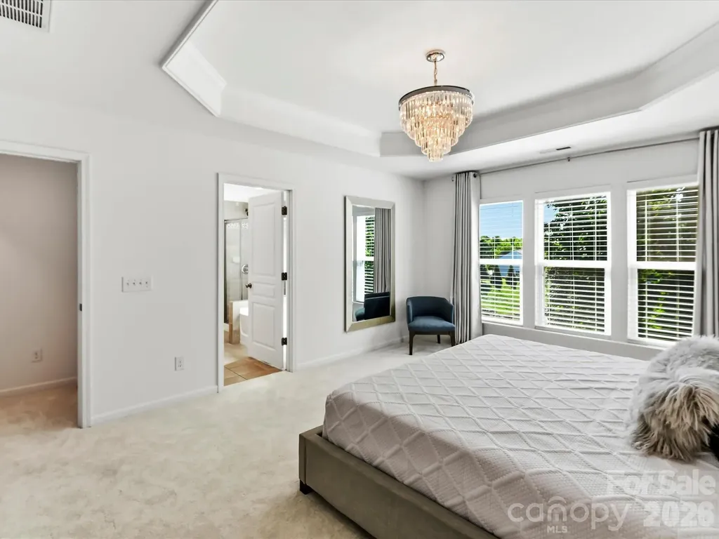 1806 Sunchaser Lane Charlotte NC 28210