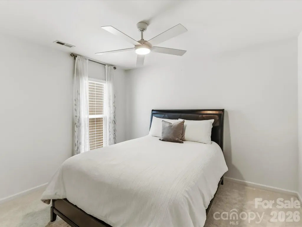 1806 Sunchaser Lane Charlotte NC 28210