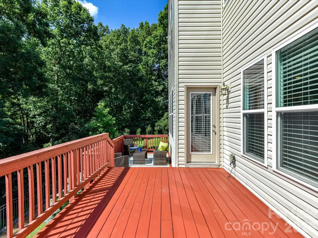 1806 Sunchaser Lane Charlotte NC 28210