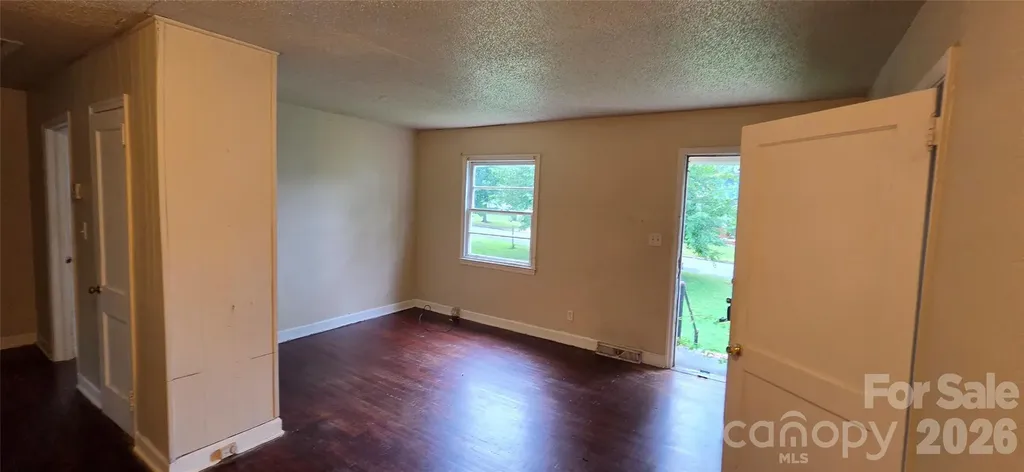 2216 Yadkin Avenue Charlotte NC 28205