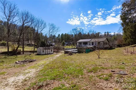 5 Northlake Drive Weaverville NC 28787