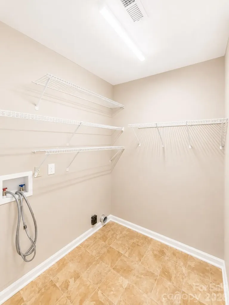 6417 Spanish Moss Lane Charlotte NC 28262