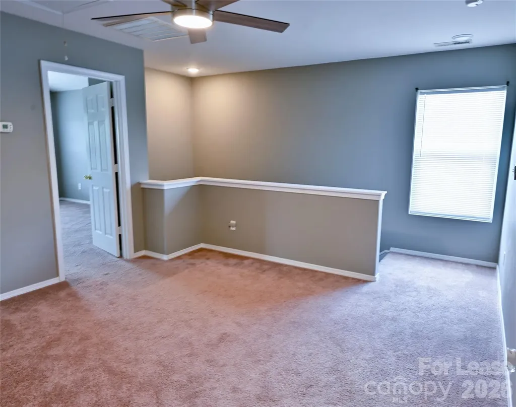 7404 Loyalist Street Charlotte NC 28216
