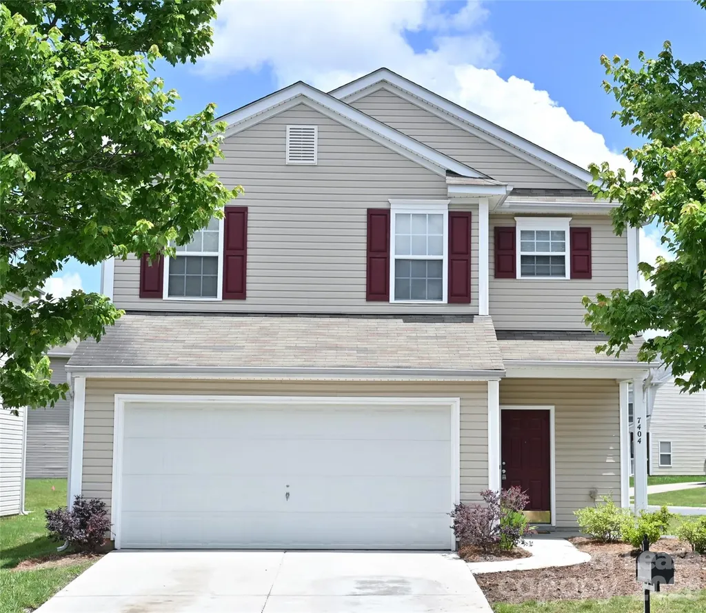 7404 Loyalist Street Charlotte NC 28216