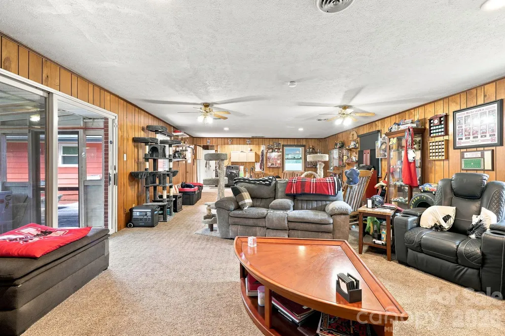 376 School Road E Asheville NC 28803