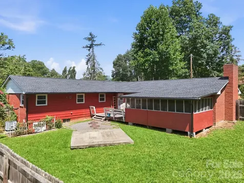 376 School Road E Asheville NC 28803