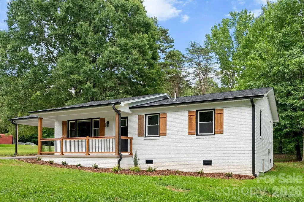 3533 Amity Hill Road Statesville NC 28677