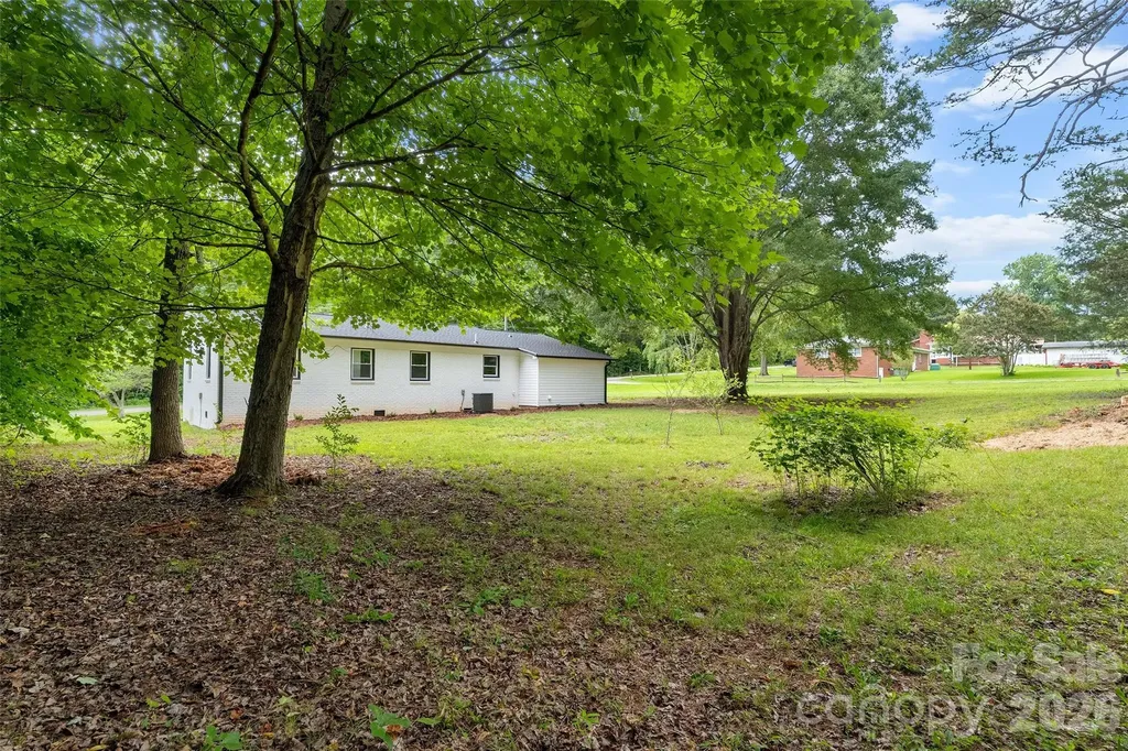 3533 Amity Hill Road Statesville NC 28677