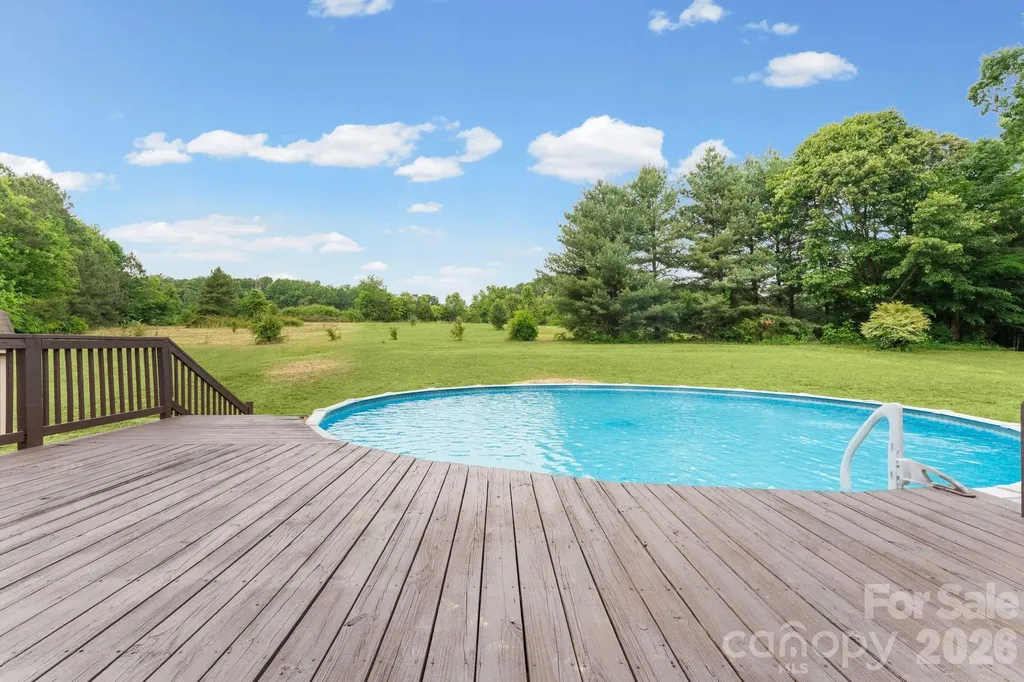 1833 Helmstetler Road Lexington NC 27295