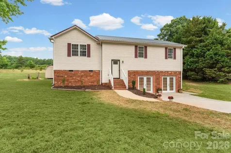 1833 Helmstetler Road Lexington NC 27295