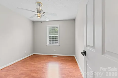 1833 Helmstetler Road Lexington NC 27295