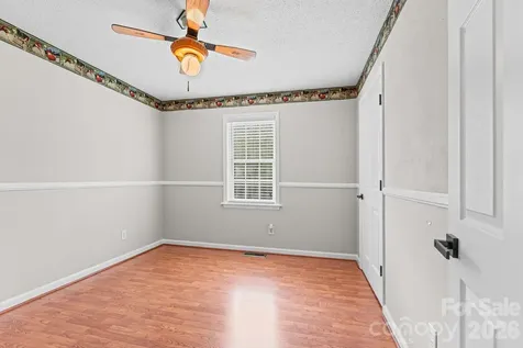1833 Helmstetler Road Lexington NC 27295