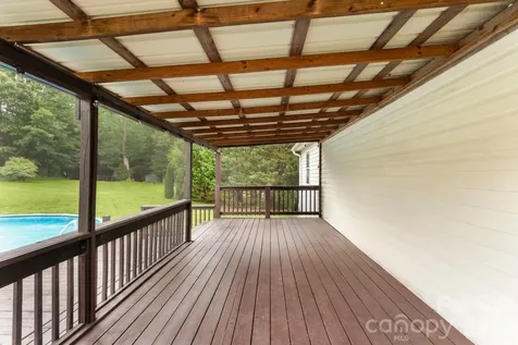 1833 Helmstetler Road Lexington NC 27295