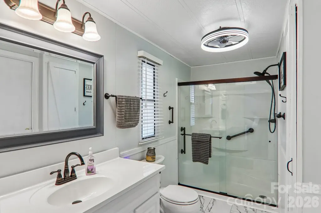 305 Meadowbrook Court Hendersonville NC 28792