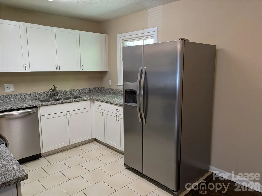 362 Cabarrus Avenue Mooresville NC 28115