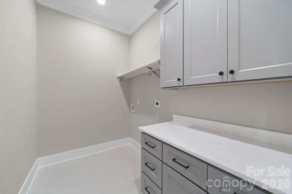 3973 Valley View Circle Clemmons NC 27012