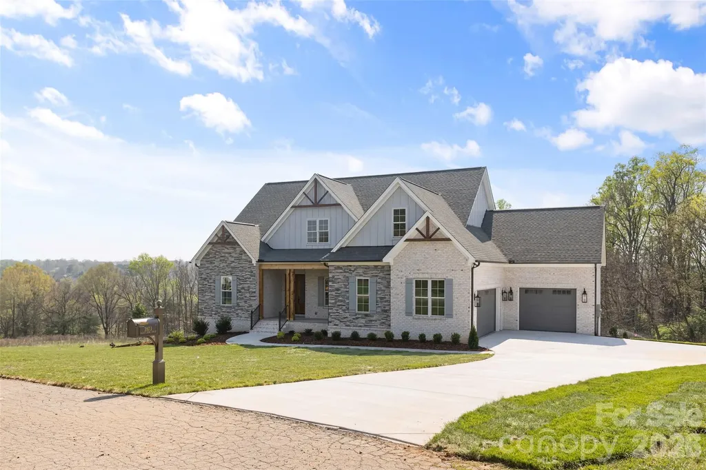 3973 Valley View Circle Clemmons NC 27012