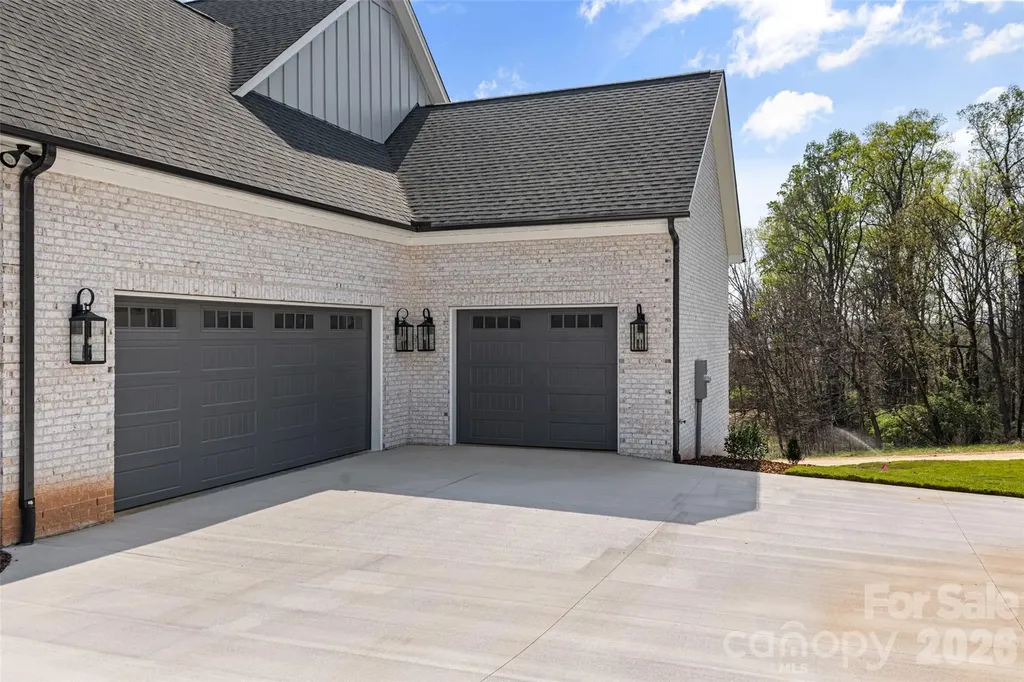 3973 Valley View Circle Clemmons NC 27012
