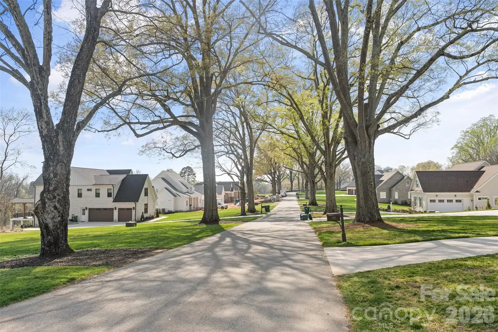 3973 Valley View Circle Clemmons NC 27012