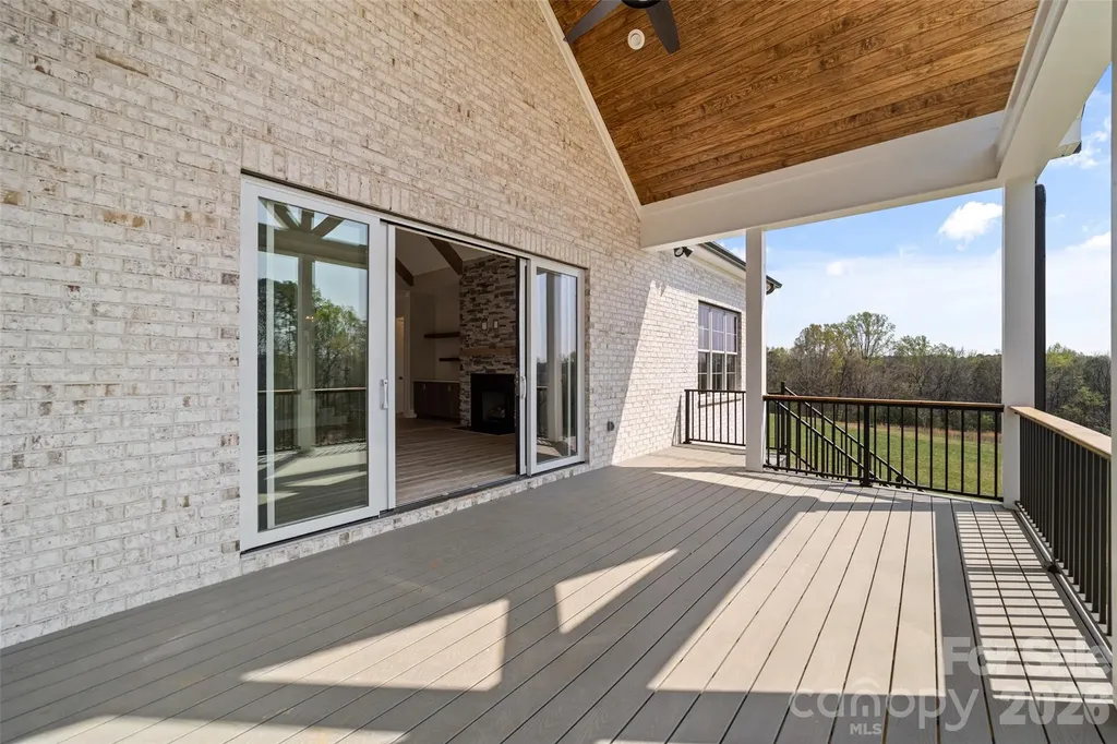 3973 Valley View Circle Clemmons NC 27012