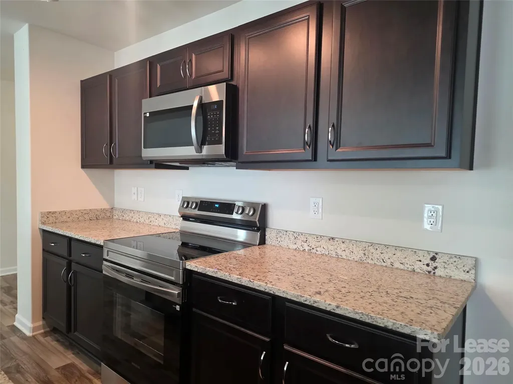 1808 Hart Street Gastonia NC 28054