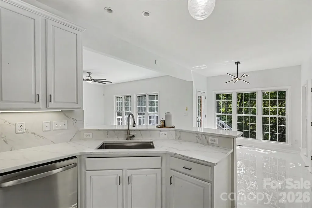 4523 Brent Wood Drive Belmont NC 28012