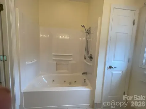 513 26th Avenue NE Hickory NC 28601
