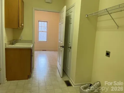 513 26th Avenue NE Hickory NC 28601