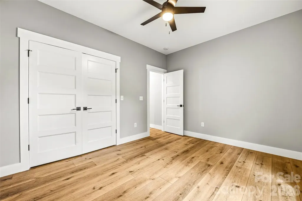 334 Woodland Drive Hendersonville NC 28792