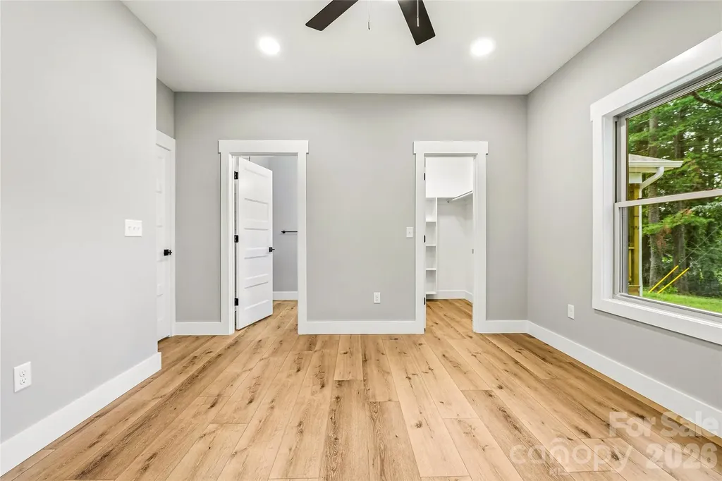 334 Woodland Drive Hendersonville NC 28792