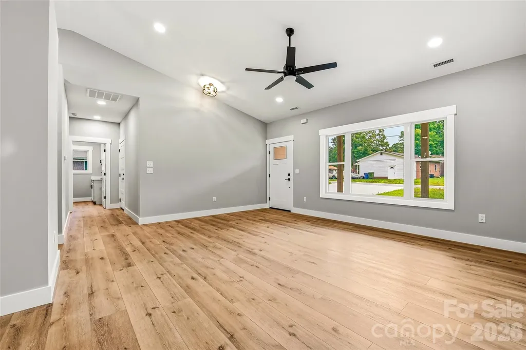 334 Woodland Drive Hendersonville NC 28792