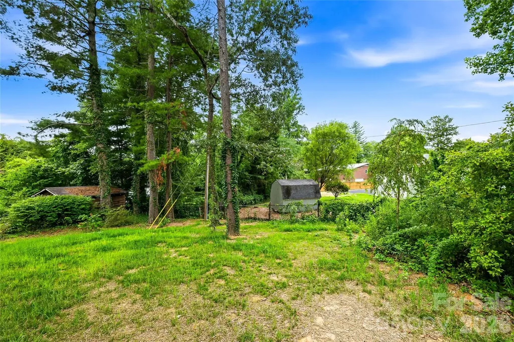 334 Woodland Drive Hendersonville NC 28792