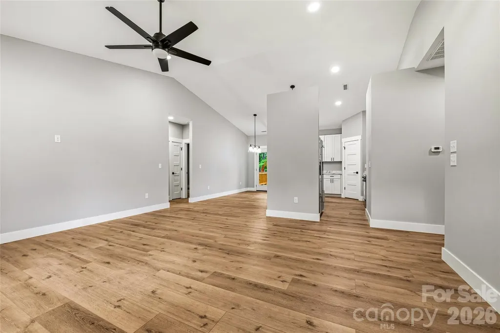 334 Woodland Drive Hendersonville NC 28792