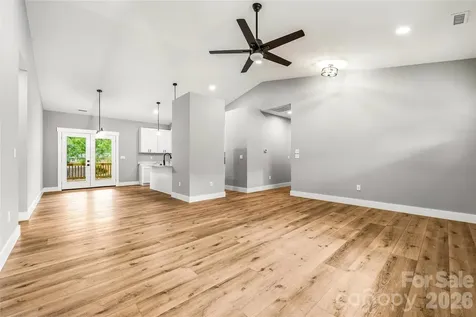 334 Woodland Drive Hendersonville NC 28792