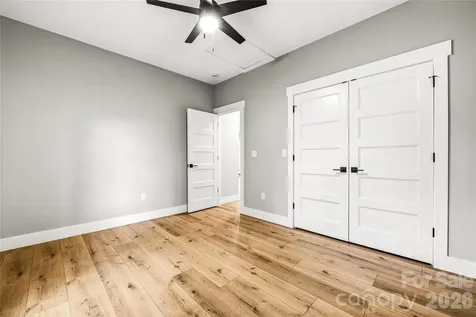 334 Woodland Drive Hendersonville NC 28792