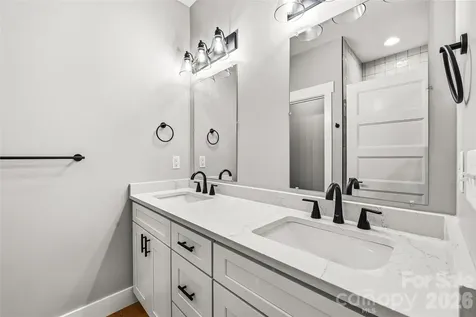 334 Woodland Drive Hendersonville NC 28792
