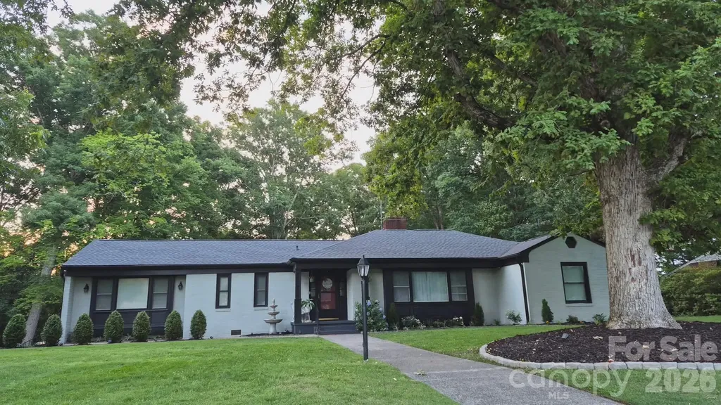 202 Pine Street Biscoe NC 27209